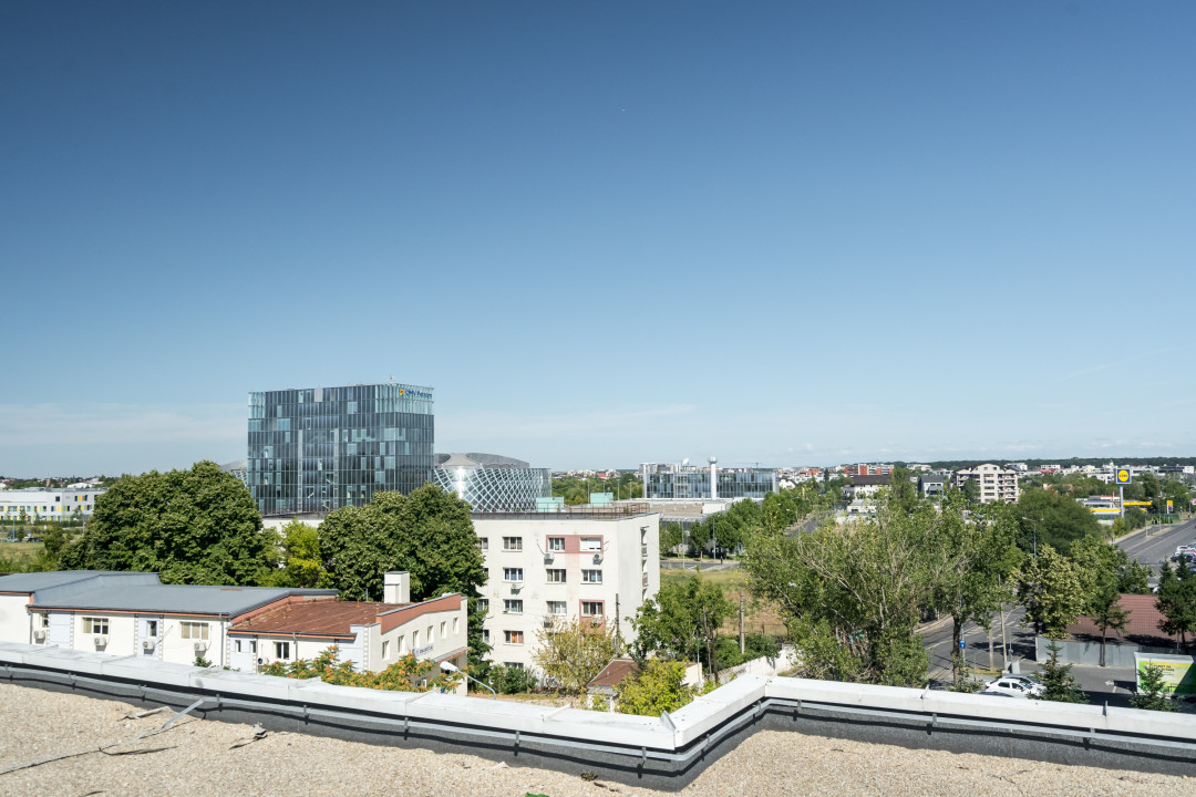 Bloc ingrijit, sistem fotovoltaic si panouri solare. Comision 0
