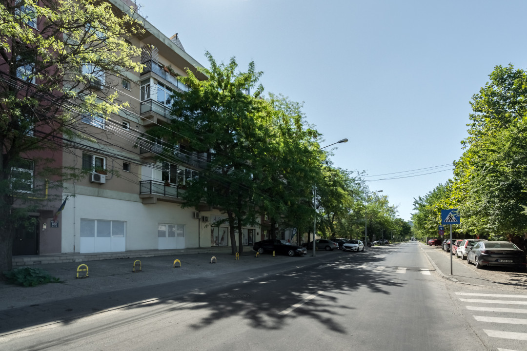 Bloc ingrijit, sistem fotovoltaic si panouri solare. Comision 0