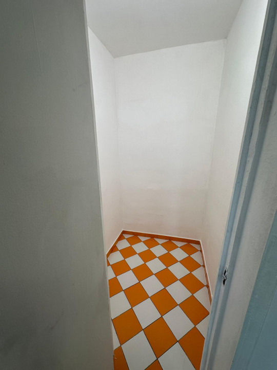 Apartament cu Centrala Proprie, 2 Bai și 2 Balcoane si... loc parcare ADP 