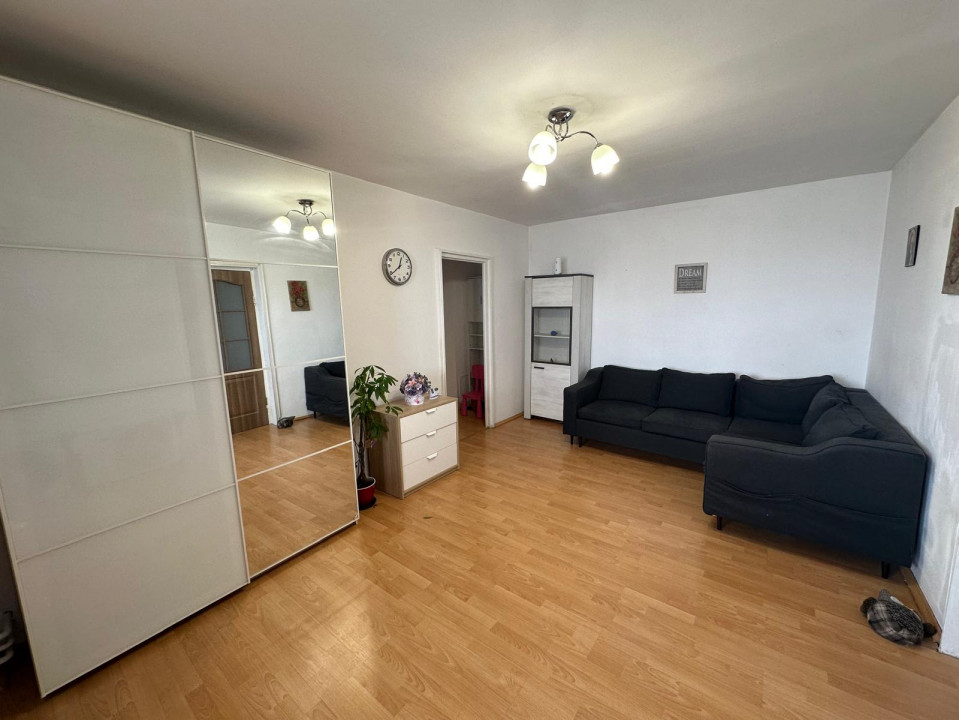 Apartament cu Centrala Proprie, 2 Bai și 2 Balcoane si... loc parcare ADP 