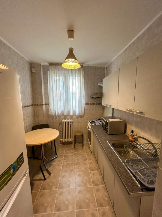 Apartament 3 camere metrou  Iancului