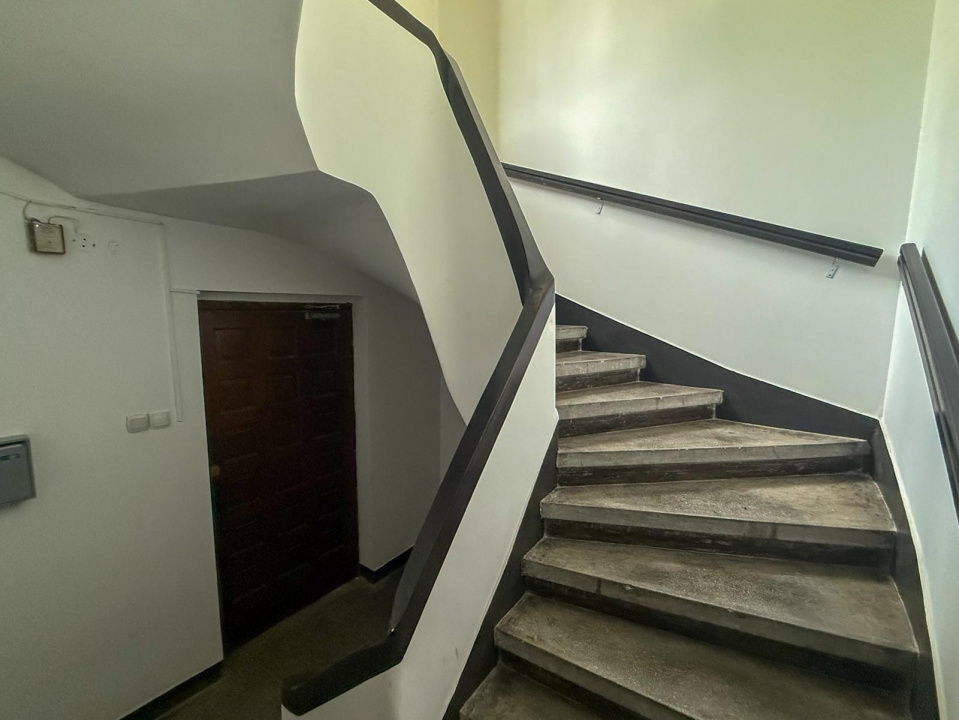 Apartament in Armeneasca, parter in vila.