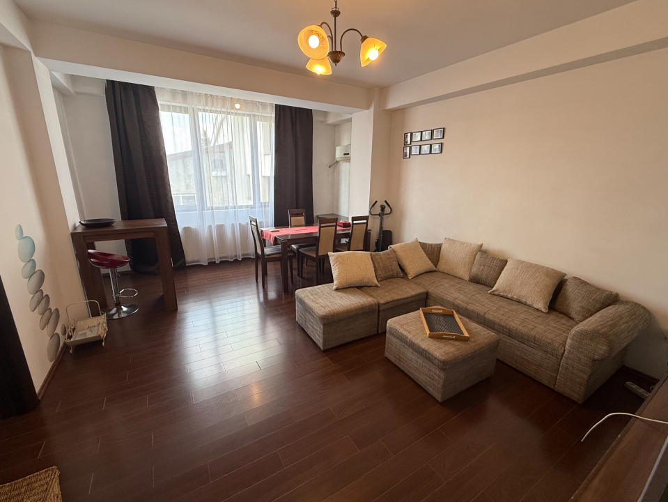 Apartament Bd. Gloriei, etaj 1, 2010