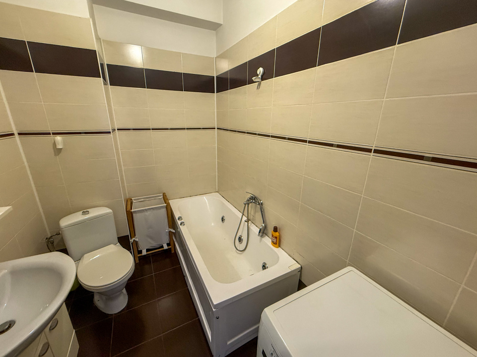 Apartament Bd. Gloriei, etaj 1, 2010