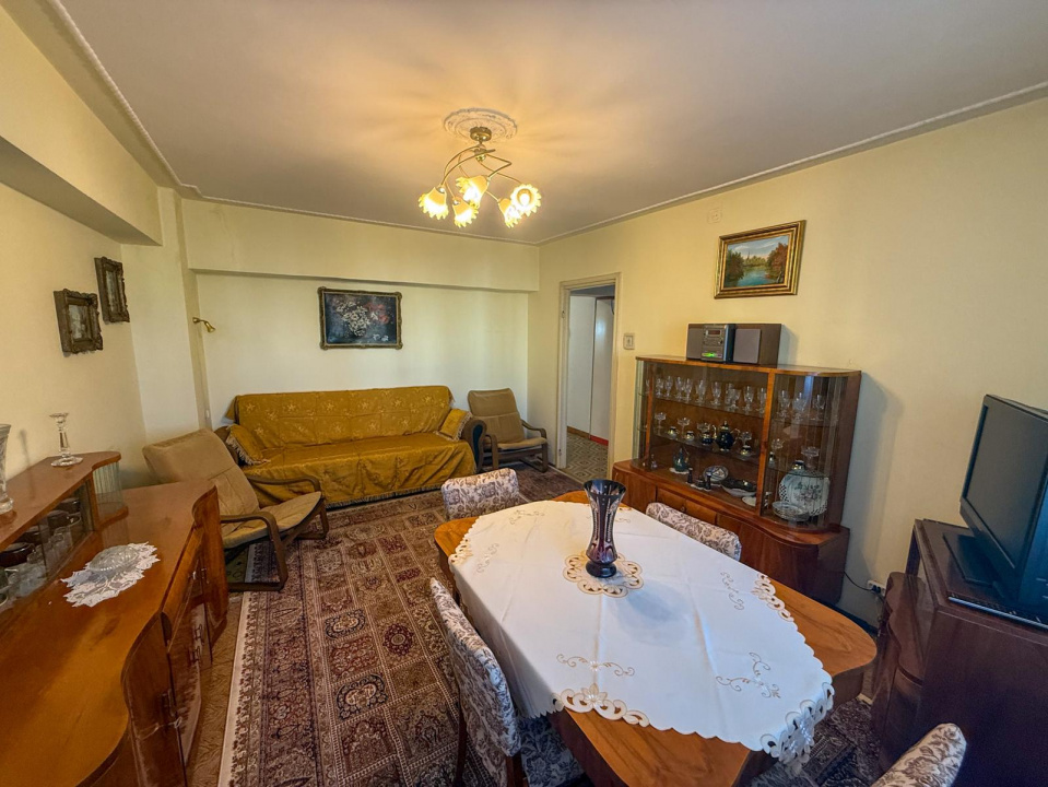 Apartament 4 Camere Piata Delfinului- Chisinau