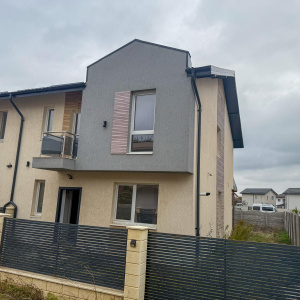 HAPPY HOME VILLAS BERCENI