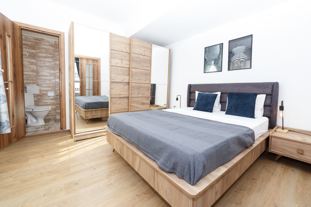 Apartament de închiriat – Universitate | 2 camere | Terasă 40 mp