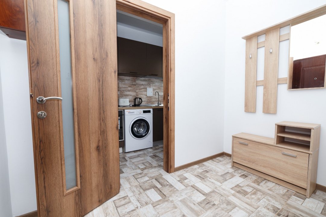 Apartament de închiriat – Universitate | 2 camere | Terasă 40 mp