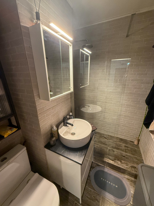 Apartament Unirii-`Goga, bloc din 2000, mobilat si utilat