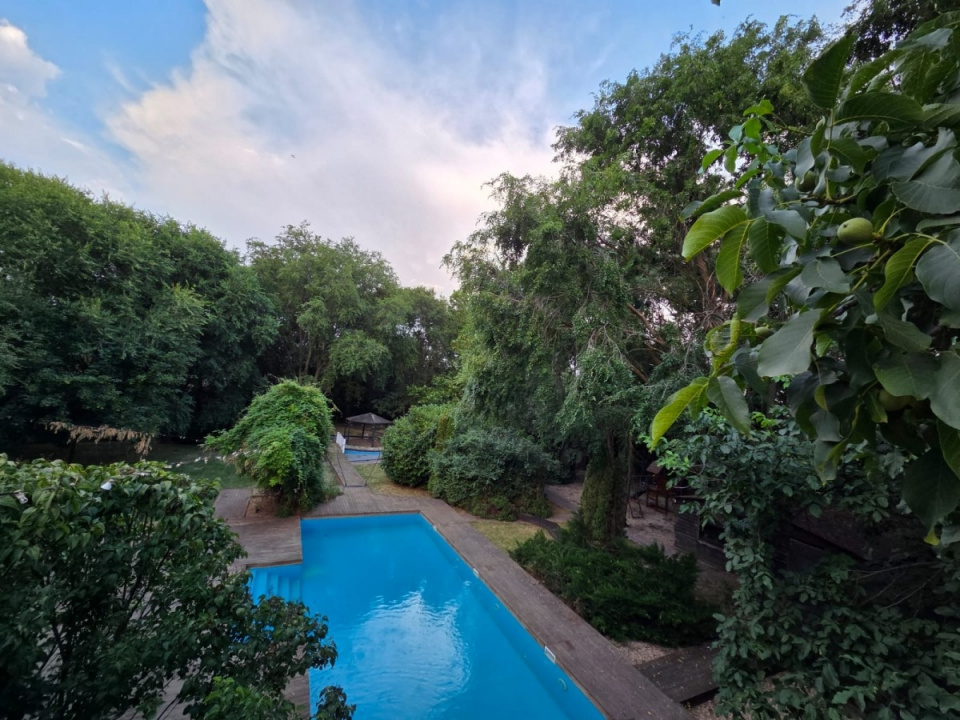 Spatiu evenimente langa Bucuresti, spatiu inchiriat cu 1500 €/luna