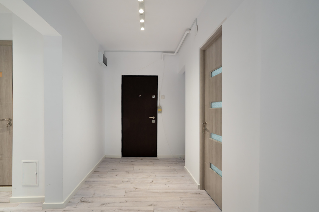 Apartament 3 camere, Nerva Traian, plan secund