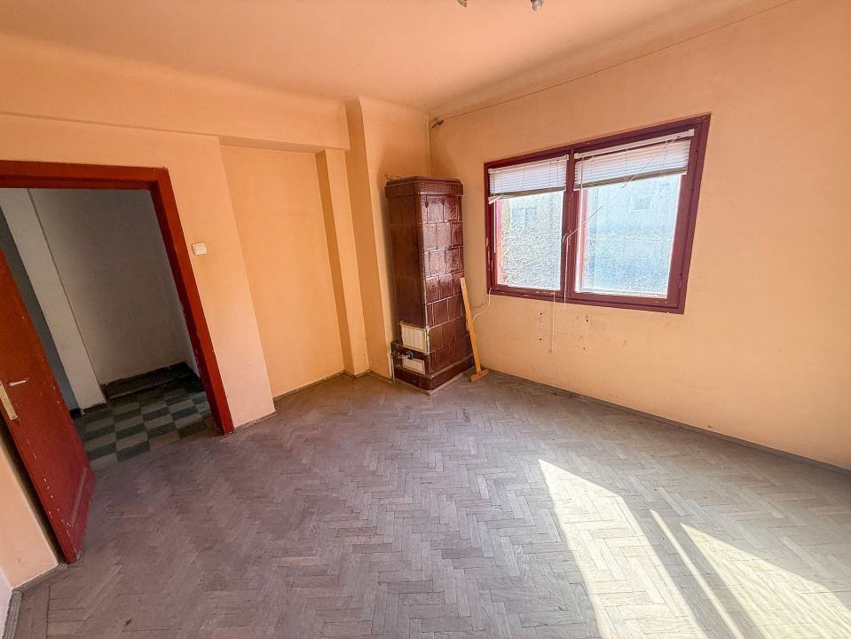 Casa cocheta D+P+M, Vatra Luminoasa, AC monsardare