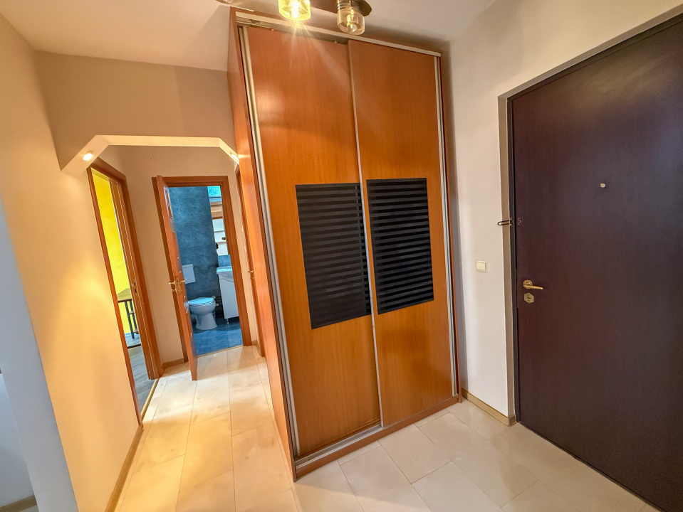 Apartament mobilat si utilat, parcare